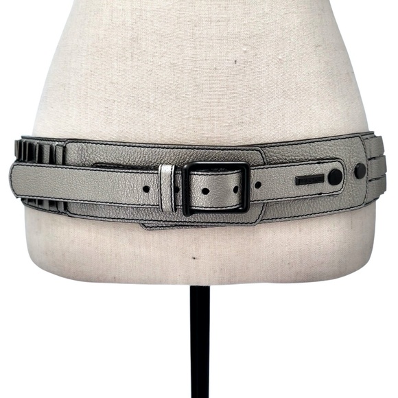 BURBERRY GUNMETAL PEWTER LEATHER WIDE WAIST BELT WITH PLEATED RUFFLES - Picture 1 of 16